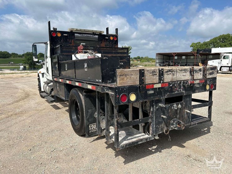 2014-international-durastar-4300-image-2