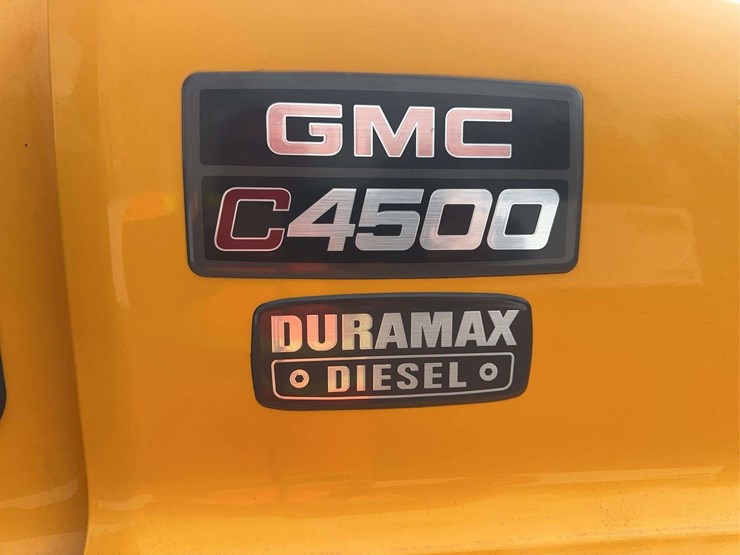 2009-gmc-topkick-c4500-image-13