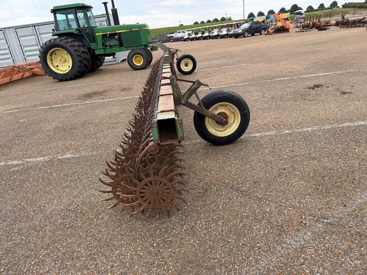 john-deere-400-image-3