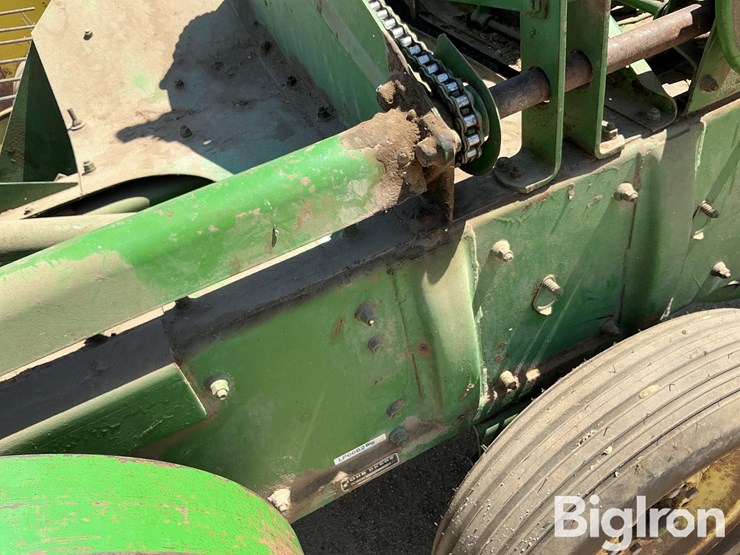 john-deere-24t-image-17