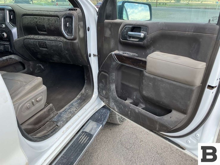 2020-gmc-sierra-1500-image-10
