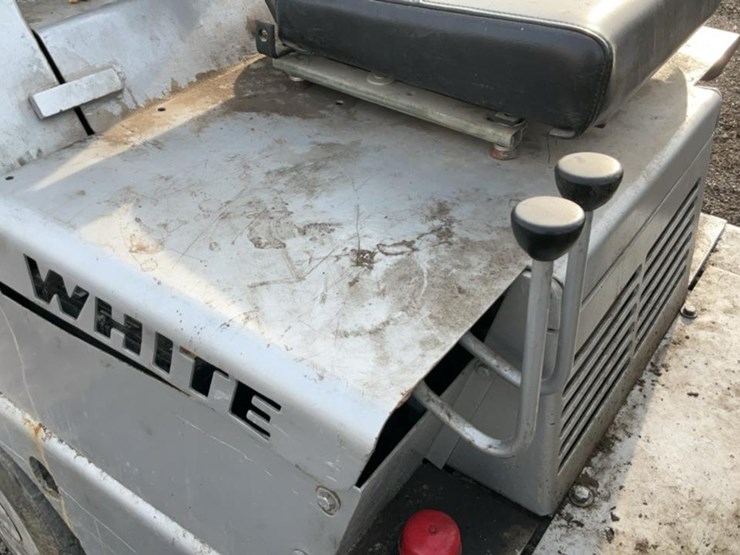 #1350-•-white-ma-50-lpg-forklift-image-27