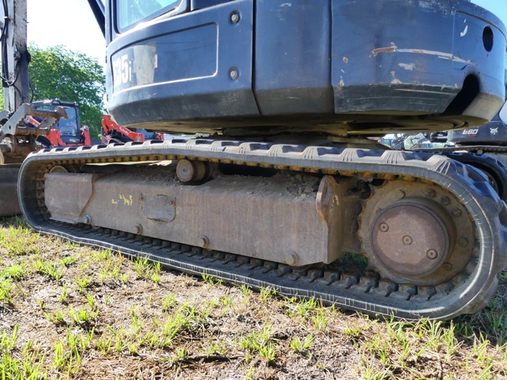 2015-bobcat-e35i-image-6