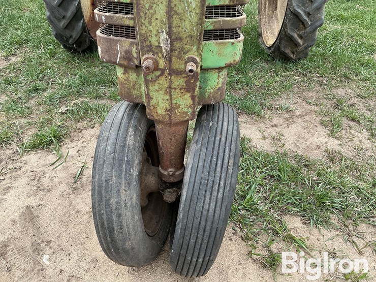 john-deere-b-image-12