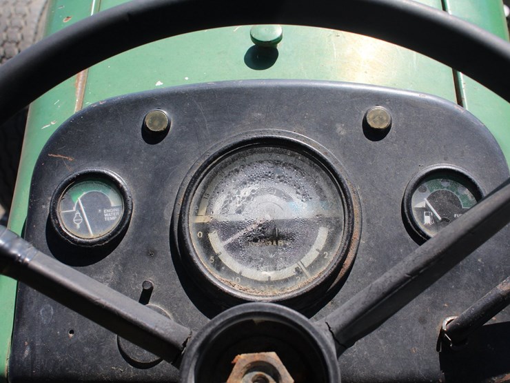 john-deere-301-image-13
