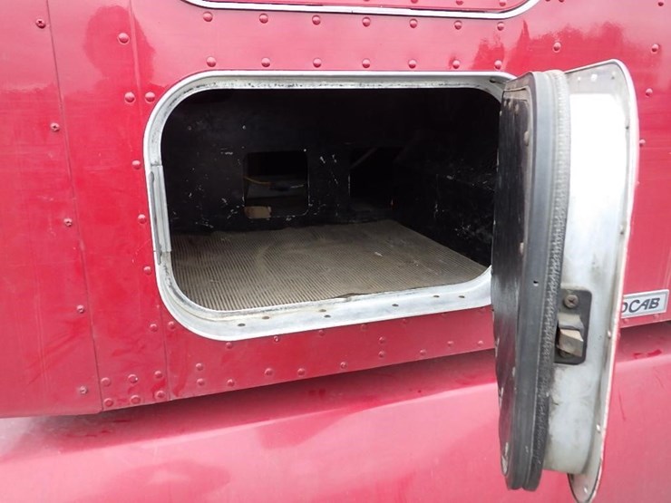 2008-kenworth-t660-image-17