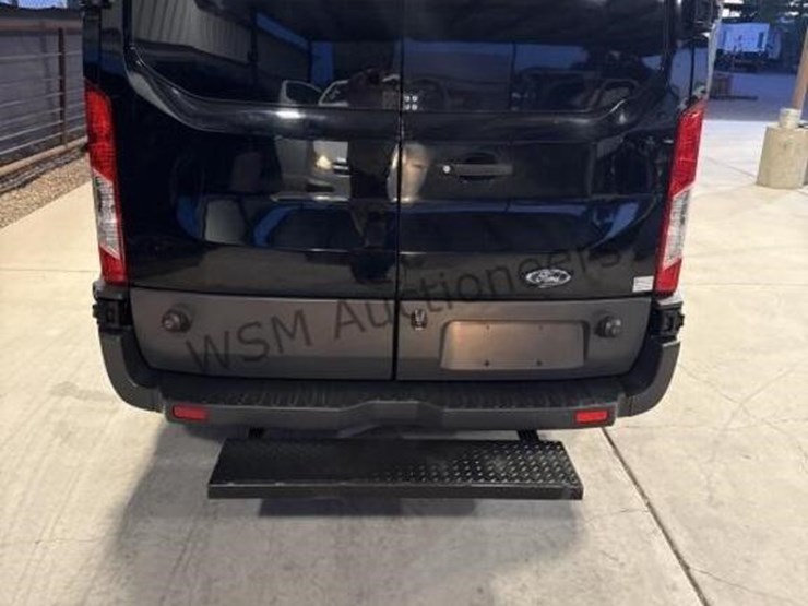 2018-ford-transit-image-7