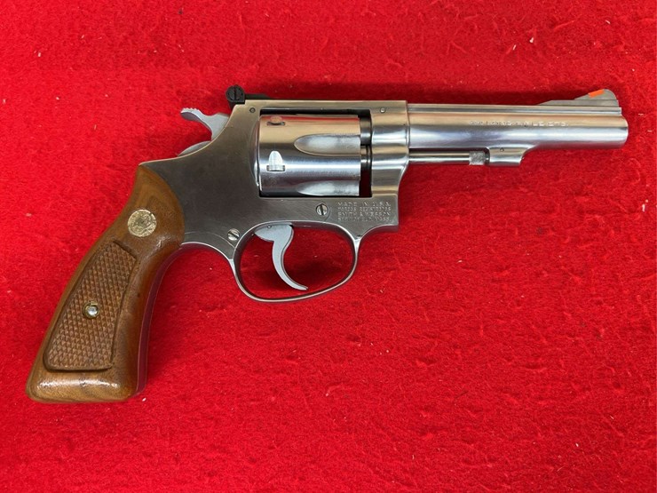 smith-&-wesson-model-63-revolver-.22-lr-image-13