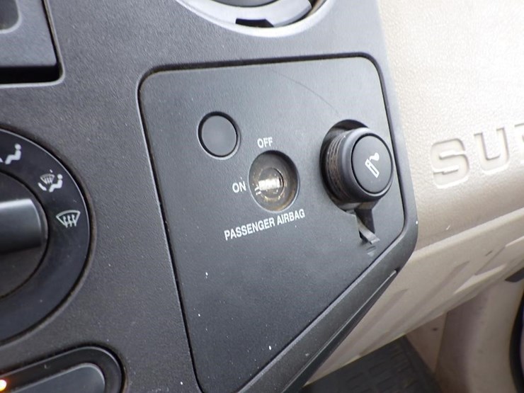 2009-ford-f250-image-38