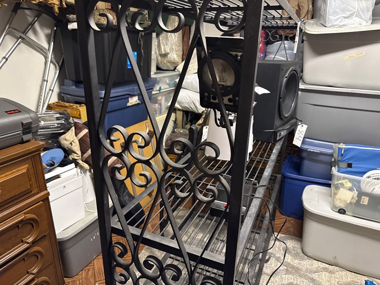 #81-•-metal-shelf-image-3