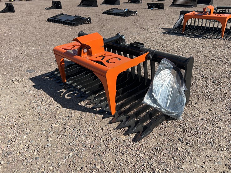 skeleton-grapple-bucket-image-1