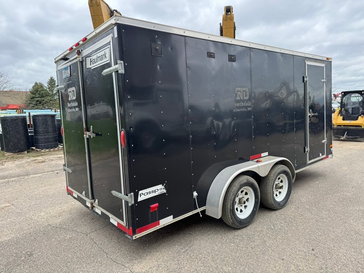 #3892-•-2015-haulmark-18'-enclosed-trailer-image-5