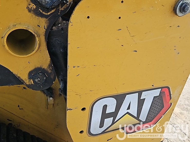 2025-caterpillar-255-image-21