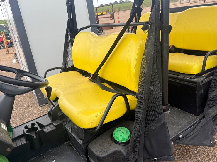 john-deere-gator-image-18