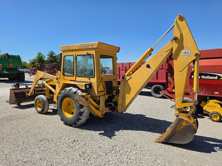 1995-deere-410d-image-18