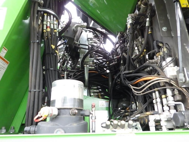 sennebogen-738e-tree-handler-image-17