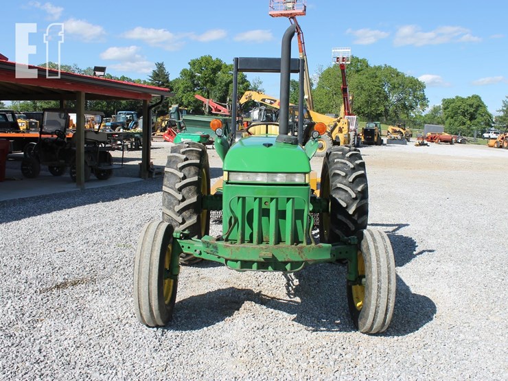 john-deere-2155-image-2