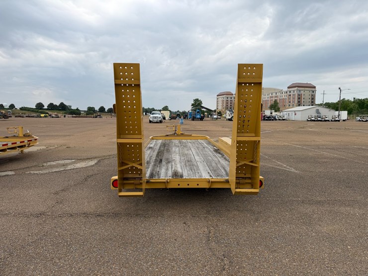 #9120-•-2022-belshe-18'-bumper-pull-trailer-image-4