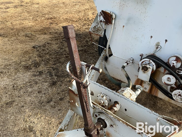 piester-dry-fertilizer-spreader-image-12