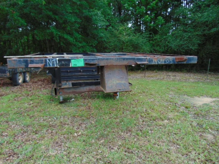 (nt)-5th-wheel-camper-trailer-frame-image-3