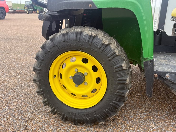 john-deere-gator-image-19