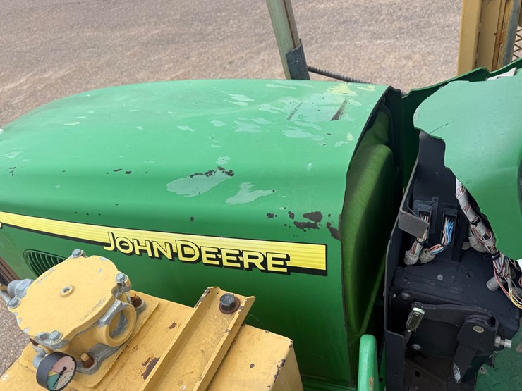 john-deere-6215-image-30