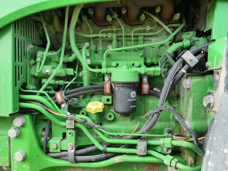 2023-john-deere-5105m-image-8