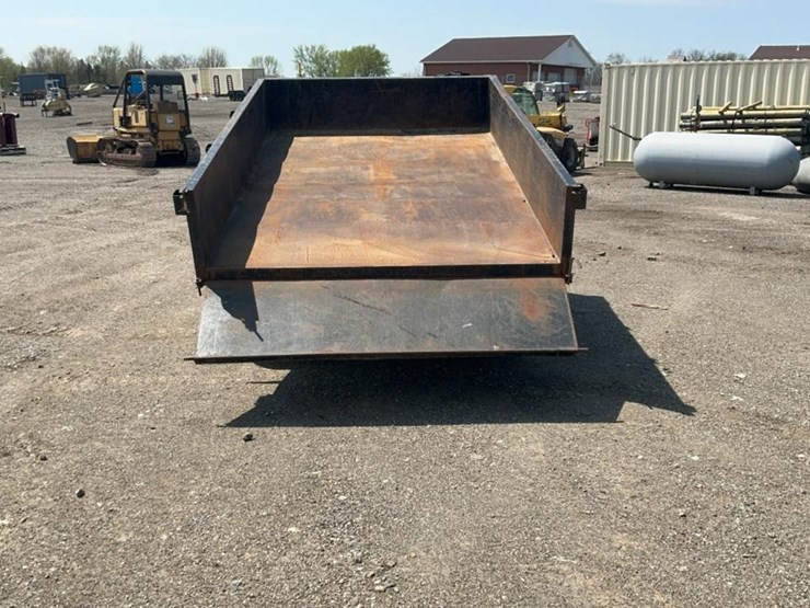 #2205-•-2012-sure-trac-st7210dod\ufffdb\ufffd100-dump-trailer-image-4