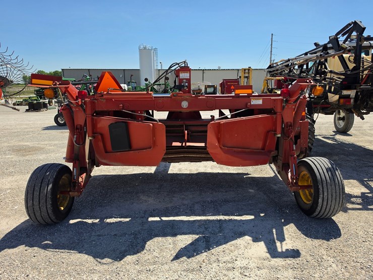 2011-new-holland-h7450-image-7