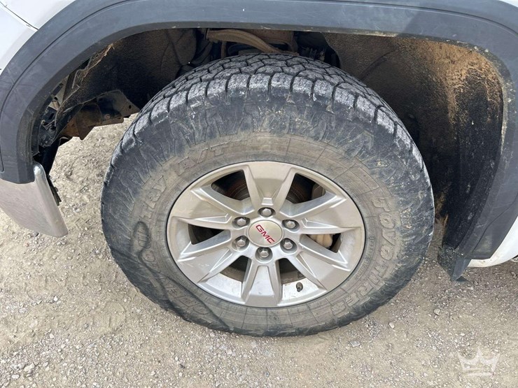2019-gmc-sierra-1500-image-26