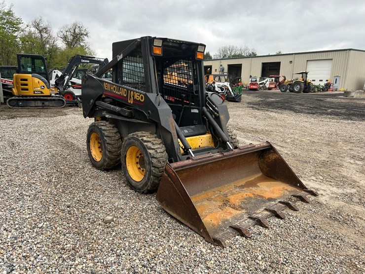 new-holland-ls160-image-6