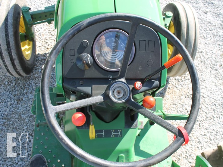 john-deere-2155-image-11