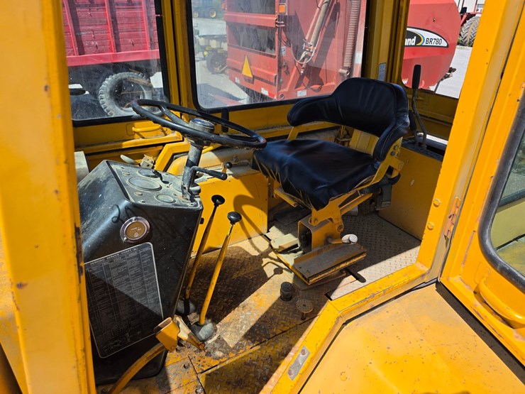 1995-deere-410d-image-9