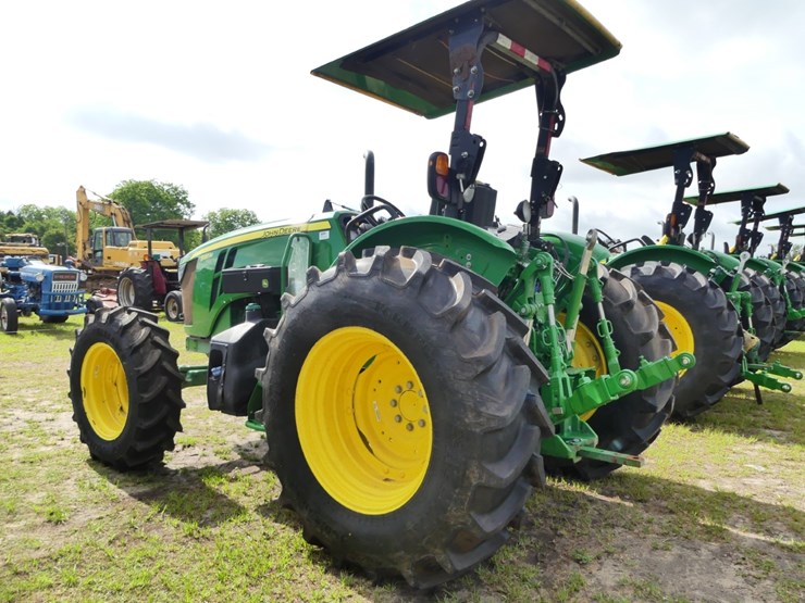 2024-john-deere-5120m-image-4