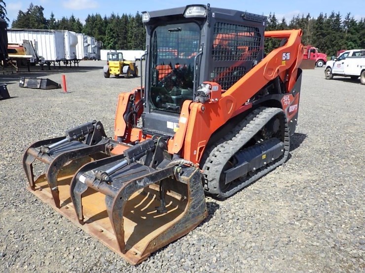 kubota-svl75-3-image-1