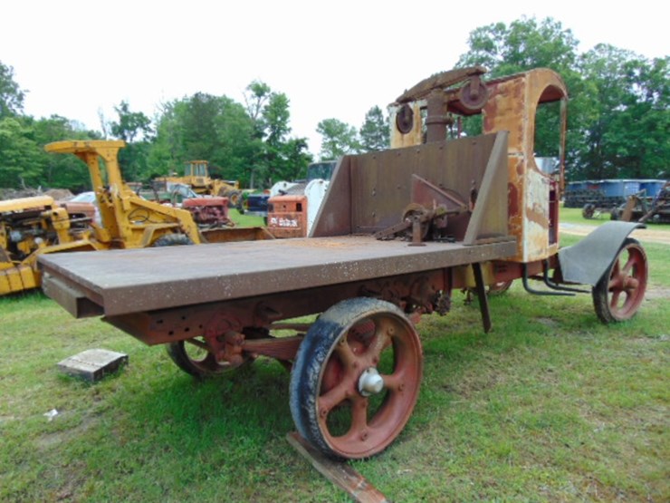 (inop)-1916-c-cab-mack-dump-truck-image-8