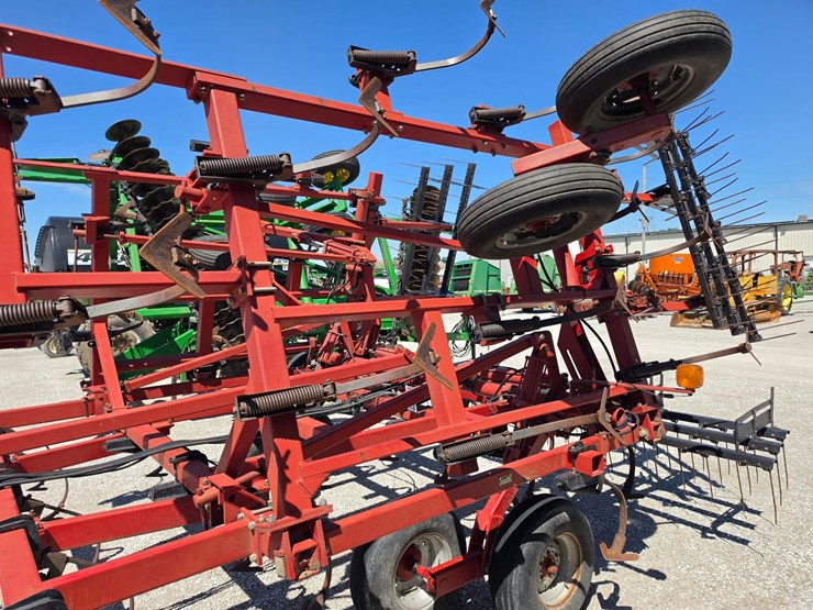 1997-case-ih-4300-image-6
