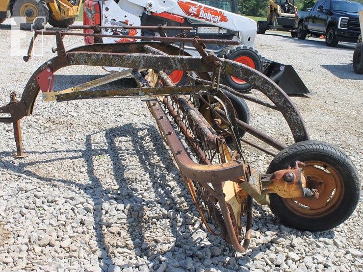new-holland-9484-image-2