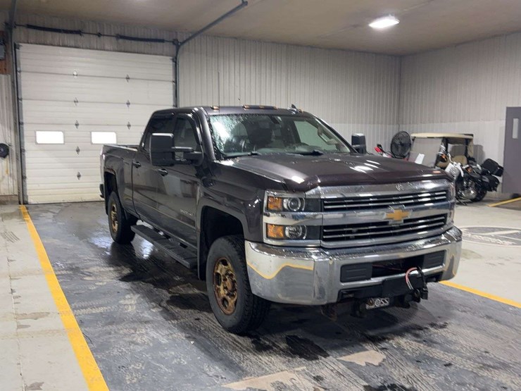 2016-chevrolet-silverado-2500hd-image-7