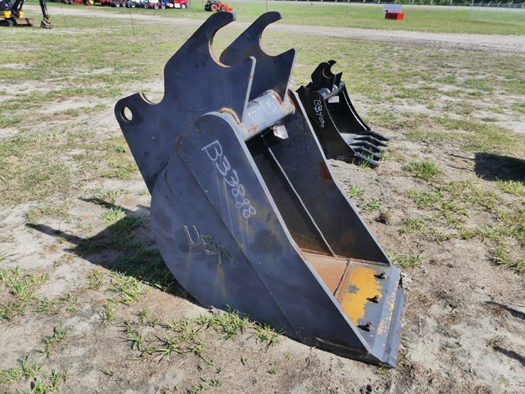 18"-excavator-bucket-image-1