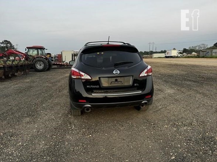 2011-nissan-murano-image-3