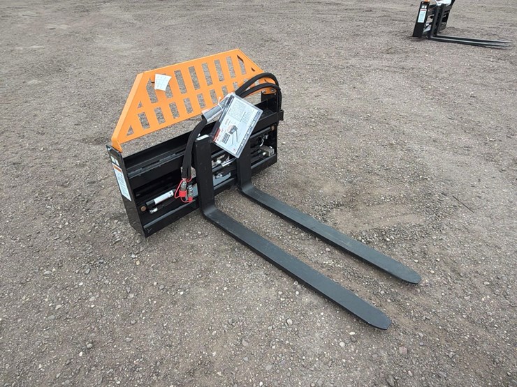 unused-2025-wolverine-pfa-11-3300g-hydraulic-pallet-forks-image-2