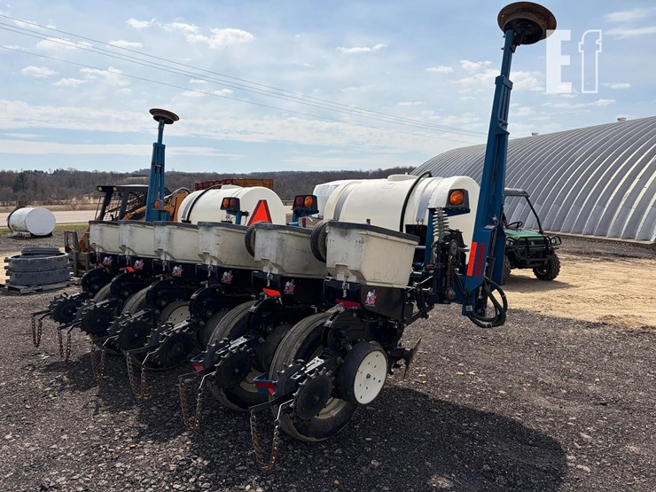 2008-kinze-3000-image-3