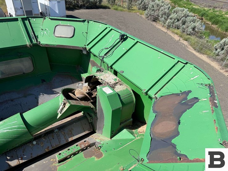 2009-john-deere-9770-sts-image-108