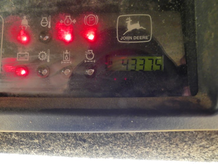 2000-john-deere-250-image-16