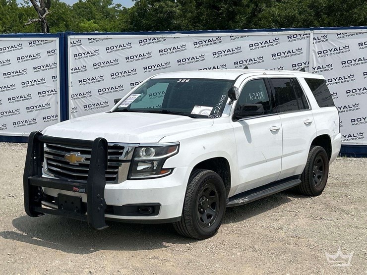 2020-chevrolet-tahoe-image-1