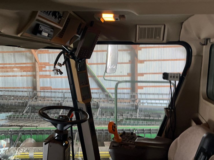2000-john-deere-9650-image-35