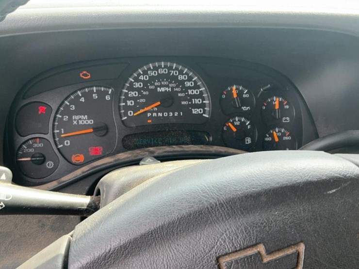 2005-chevrolet-silverado-2500hd-image-44
