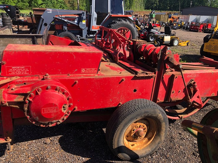 massey-ferguson-12-image-2