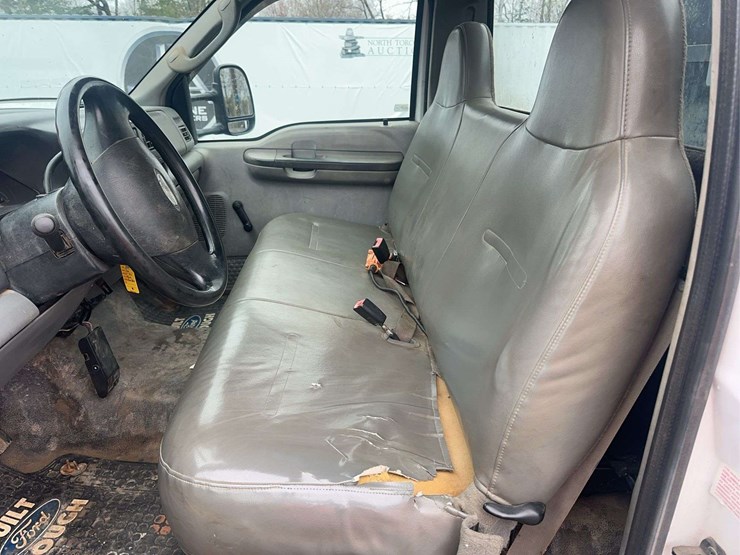 2003-ford-f450-xl-image-24